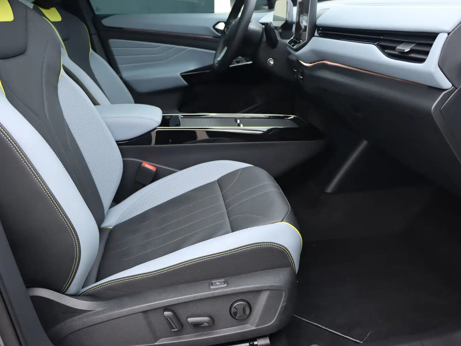 Фото 8 - Volkswagen ID.4 X