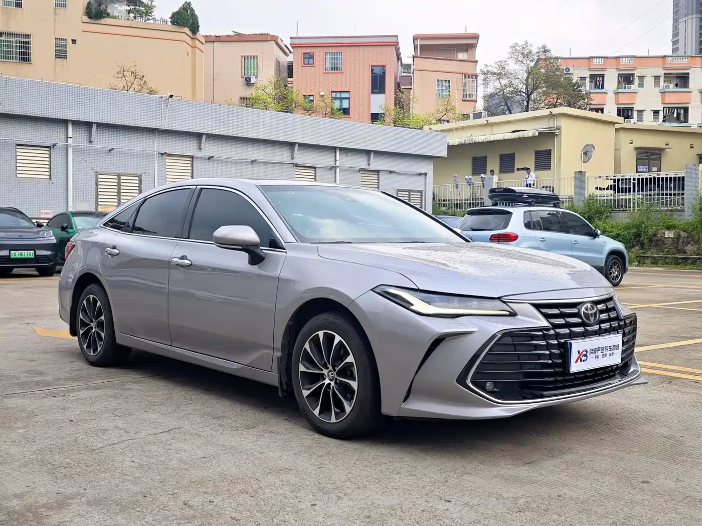 Toyota Avalon 2022 2.0L Luxury Edition фото 3