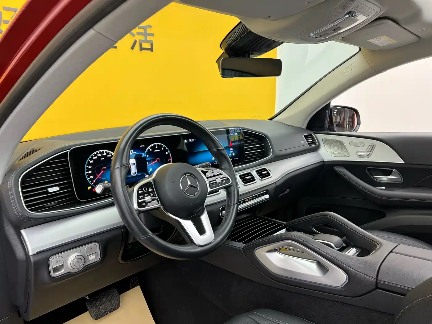 Mercedes-Benz GLE Coupe 2022 GLE 350 4MATIC Coupe SUV Fashion фото 3