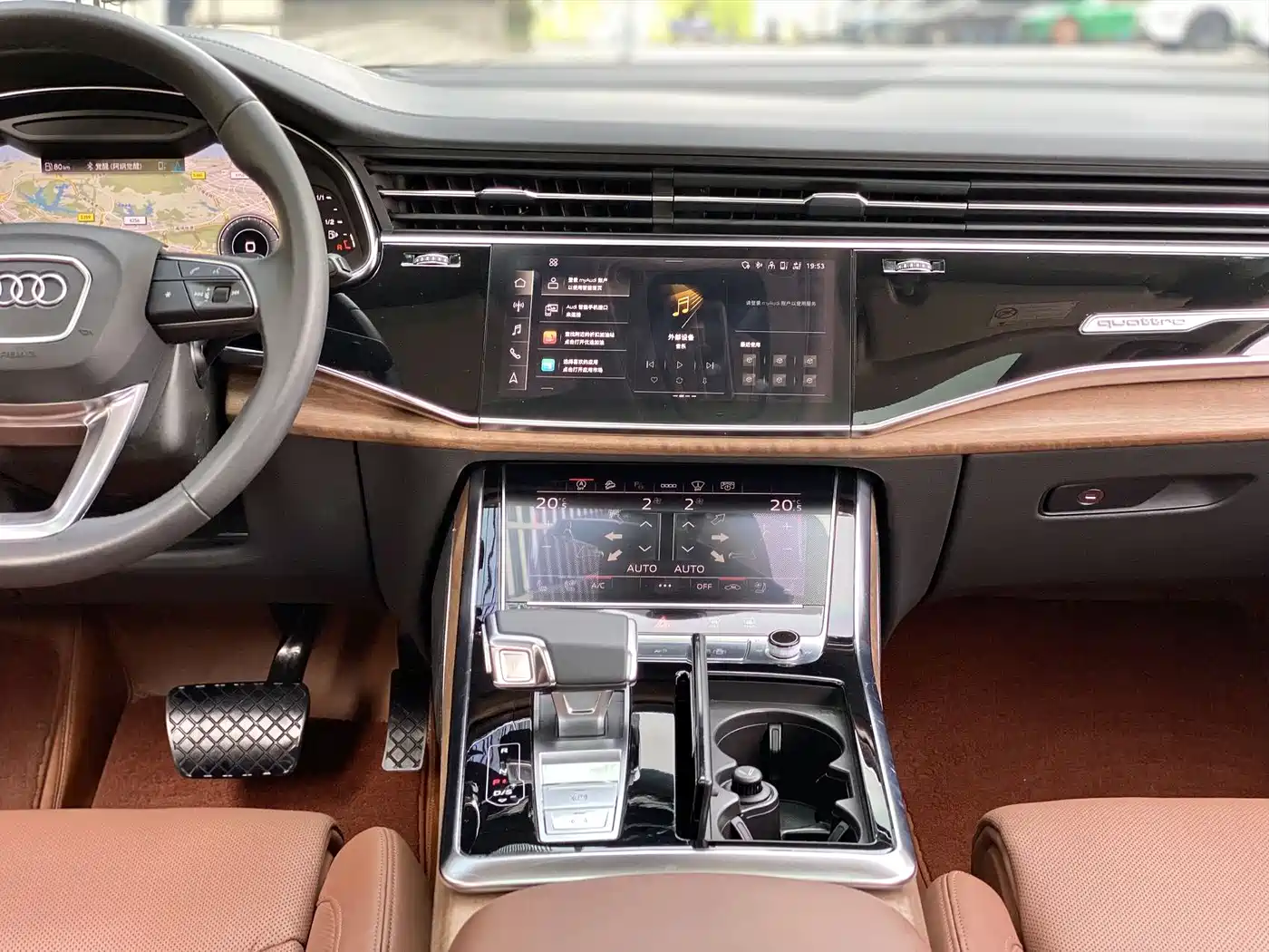 AUDI Q7