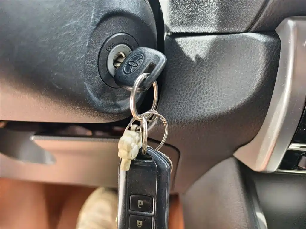 Toyota YARiS L Zhi Xuan 2017 1.5E CVT Speed Upgrade Edition фото 12