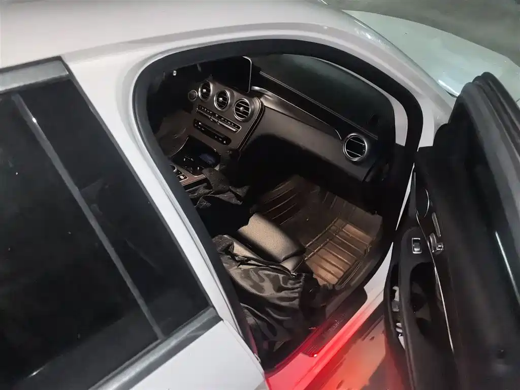 Mercedes-Benz GLC 2016 GLC 300 4MATIC Dynamic фото 20