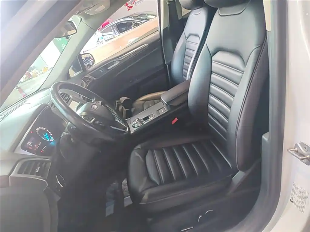 FORD MONDEO