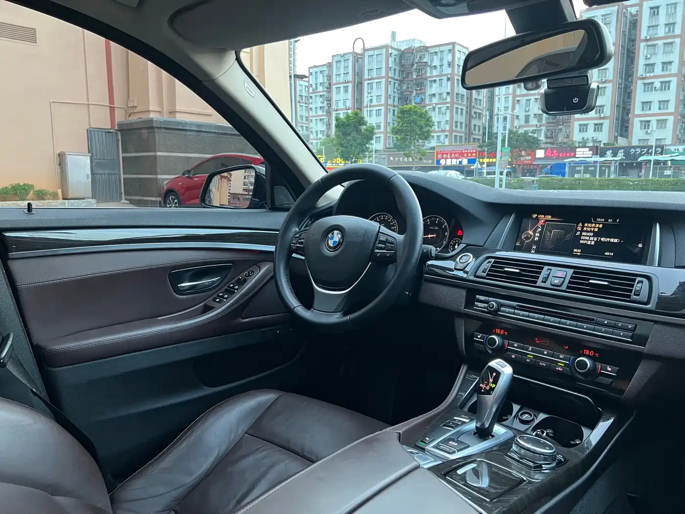 BMW 5 Series 2017 525Li Luxury Design Package фото 25