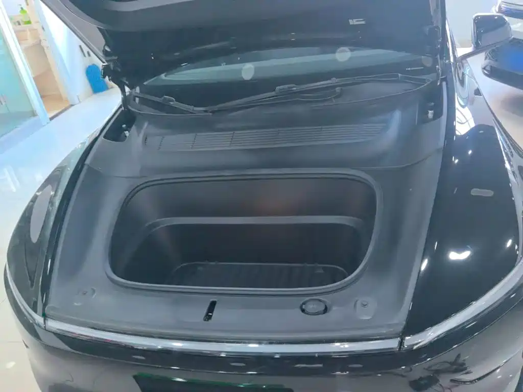 صورة 20 - Tesla Model Y