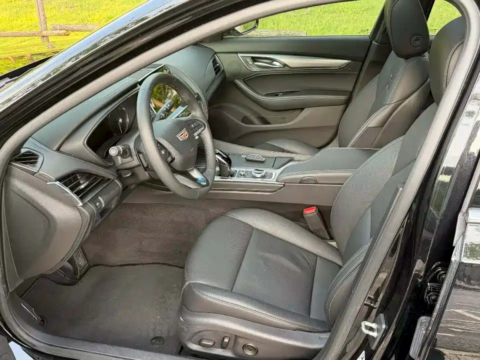 Cadillac CT5 2023 28T Luxury Style (Standard Edition) фото 6