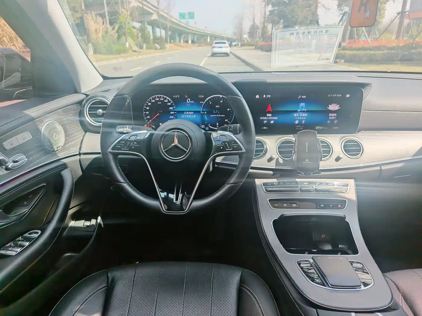 Mercedes-Benz E-Class 2023 E 300 L Luxury фото 9