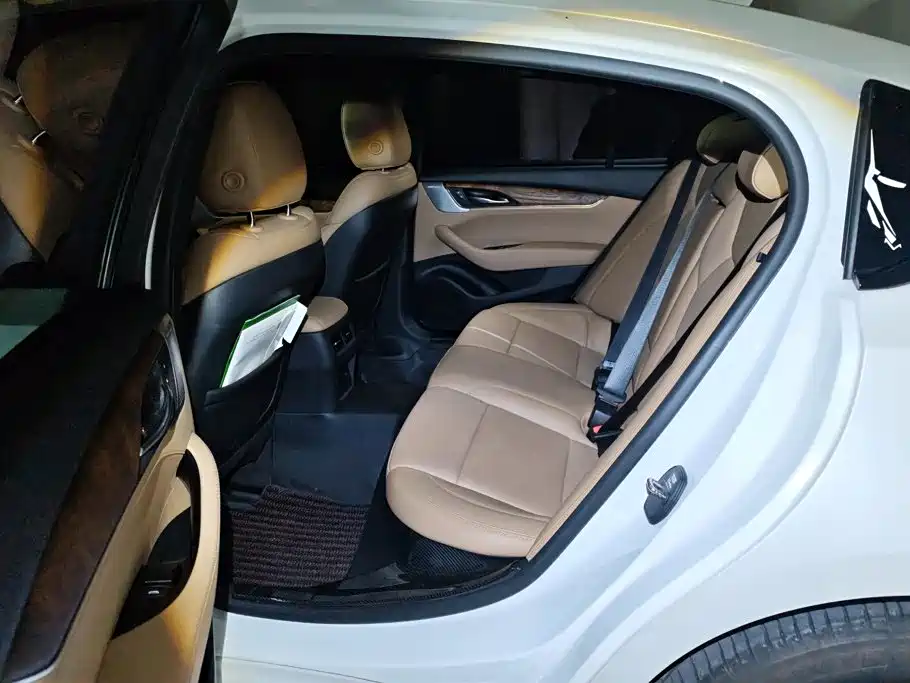 Cadillac CT5 2024 2023 28T Prestige Style