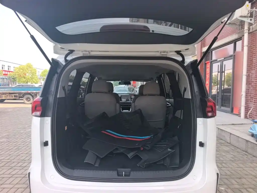 SAIC Maxus Maxus G50 2024 PLUS 1.5T Happiness Recommended Auto Glory Edition фото 19