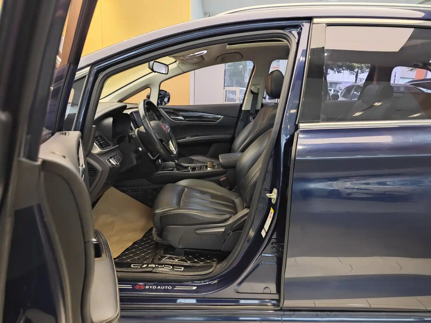 BYD Song MAX 2018 2017 1.5T Auto Smart Elite 7-Seater