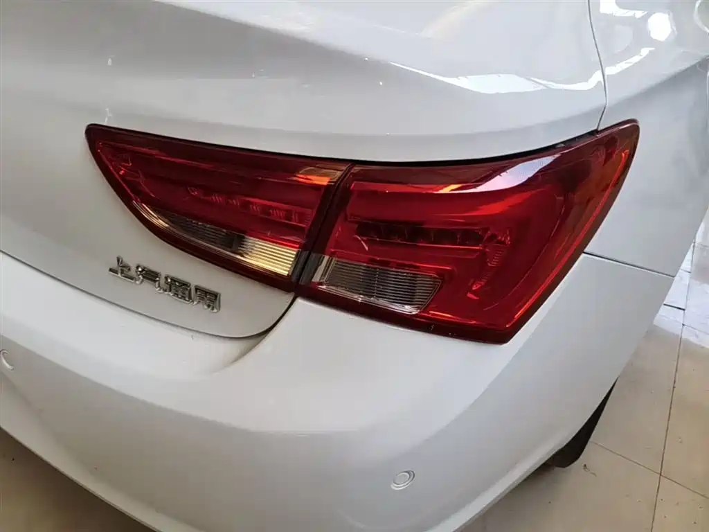 Buick Verano 2019 Sedan 15S Auto Leading фото 8