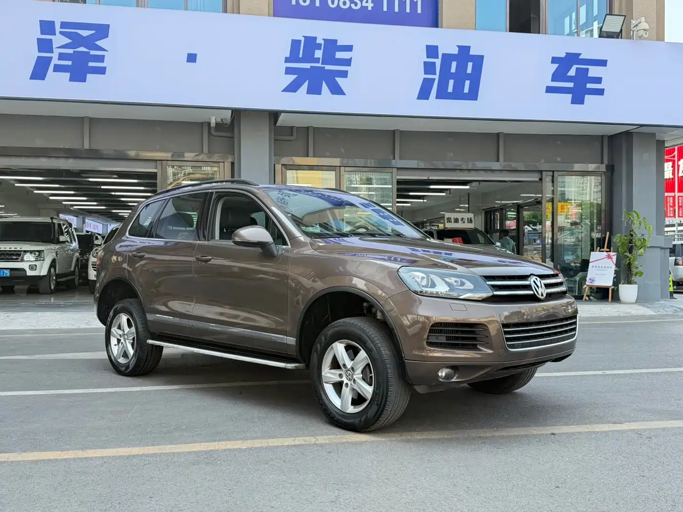 Volkswagen Touareg 2011 3.0TDI Diesel Comfort фото 3