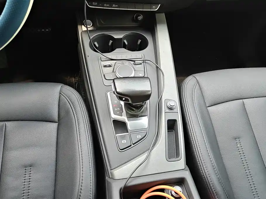 Audi A4L 2017 Plus 40 TFSI Progressive фото 16