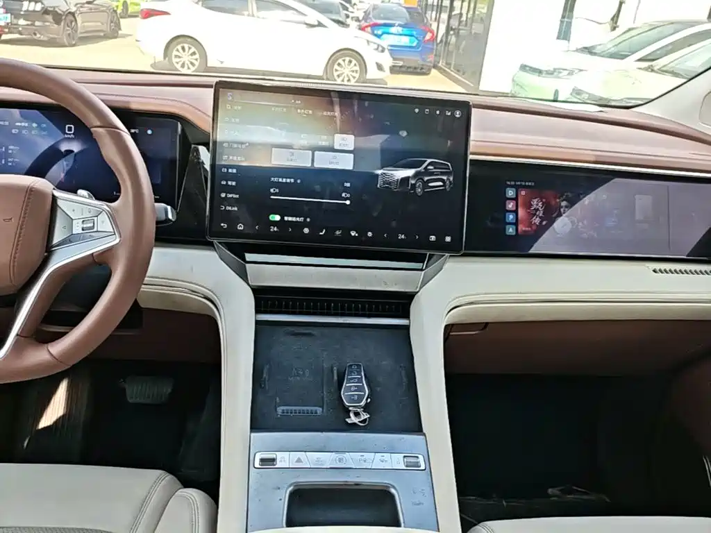 Фото 9 - BYD Xia