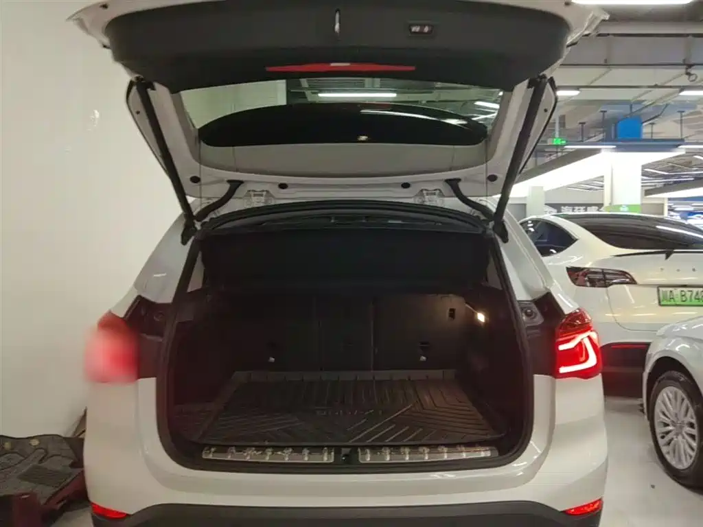BMW X1 2019 xDrive20Li Premium Model фото 19