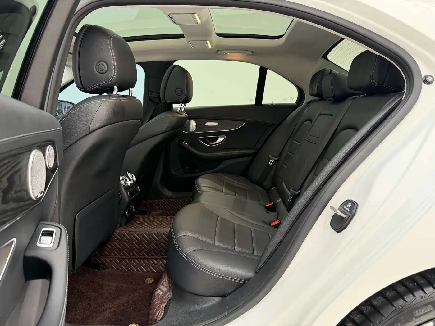 Mercedes-Benz C-Class 2021 C 260 L Sport Starry Exclusive Edition фото 14