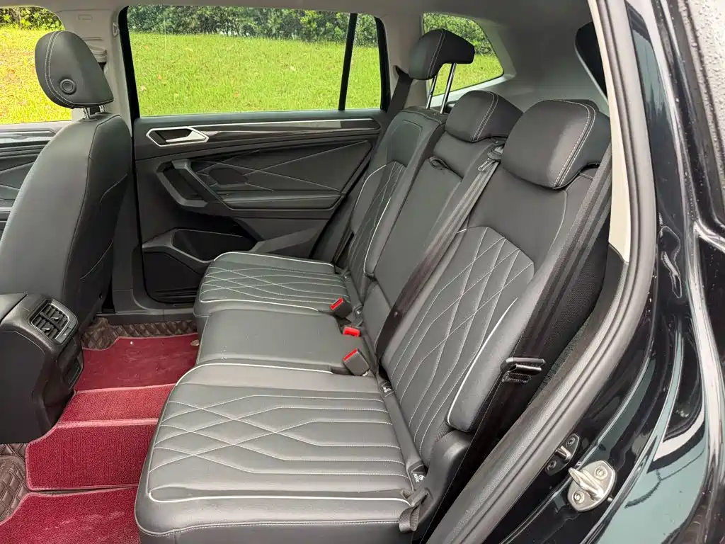 Volkswagen Tiguan L 2025 2025 Model 300TSI Auto 2WD Dragon Edition