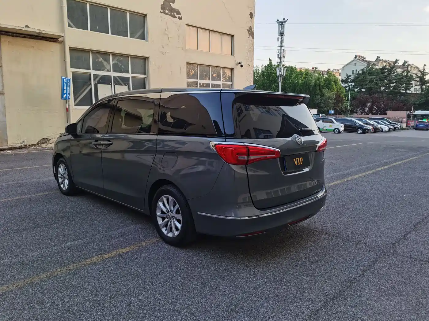 Buick GL8 2017 ES 28T Comfort Type China V фото 7