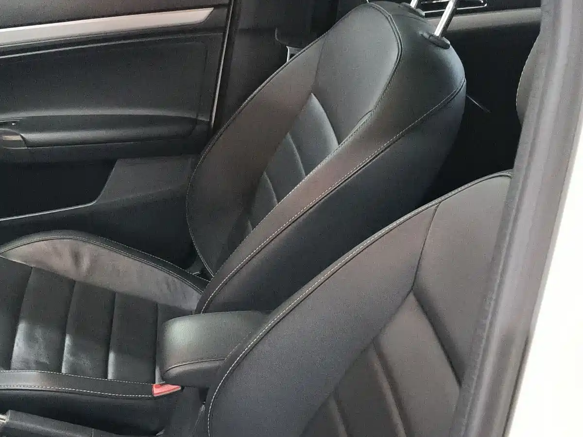 Volkswagen Lavida Tour 2017 230TSI DSG Comfort Edition фото 17