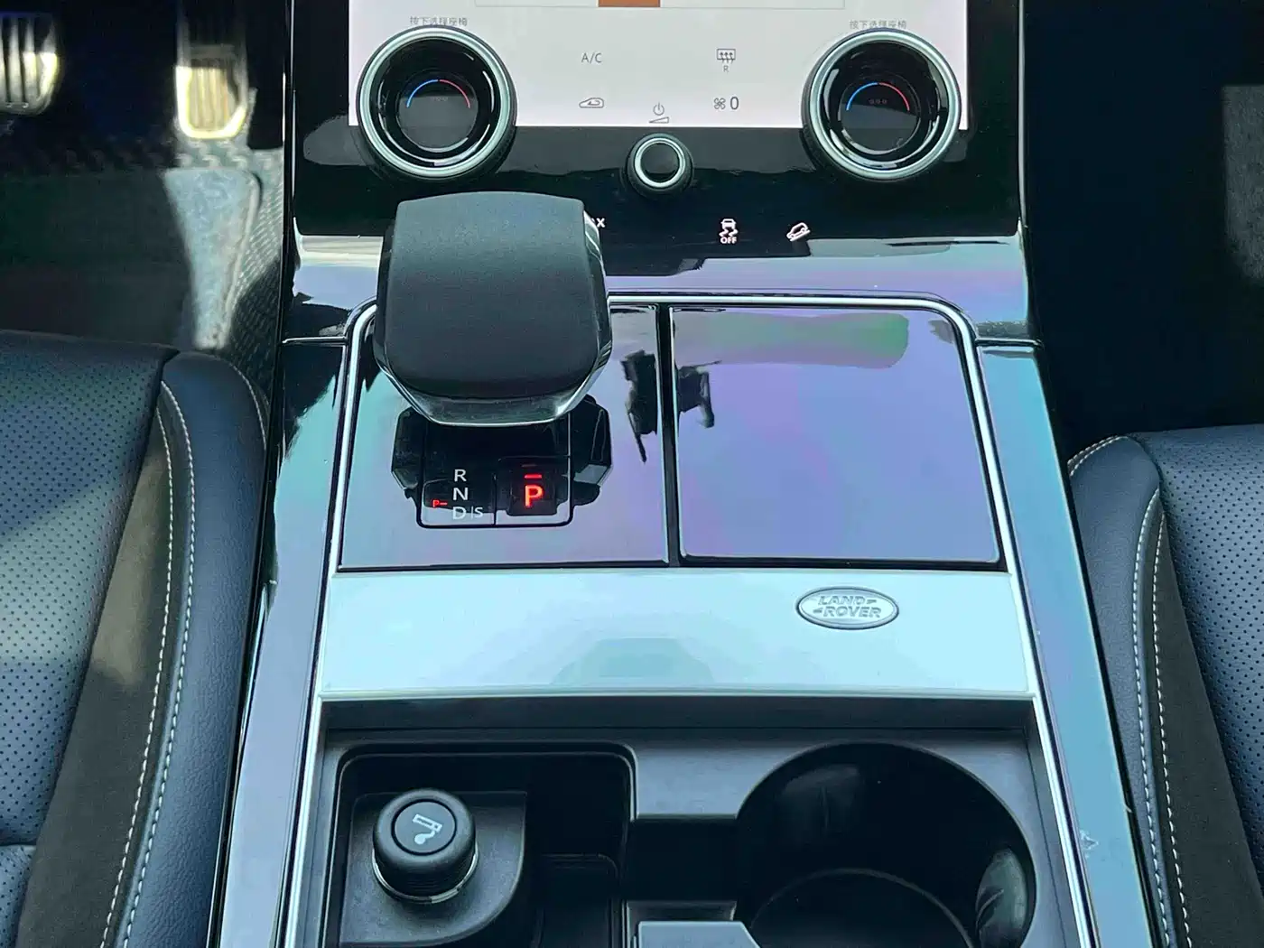 Land Rover Range Rover Velar 2021 P340 R-DYNAMIC SE фото 9