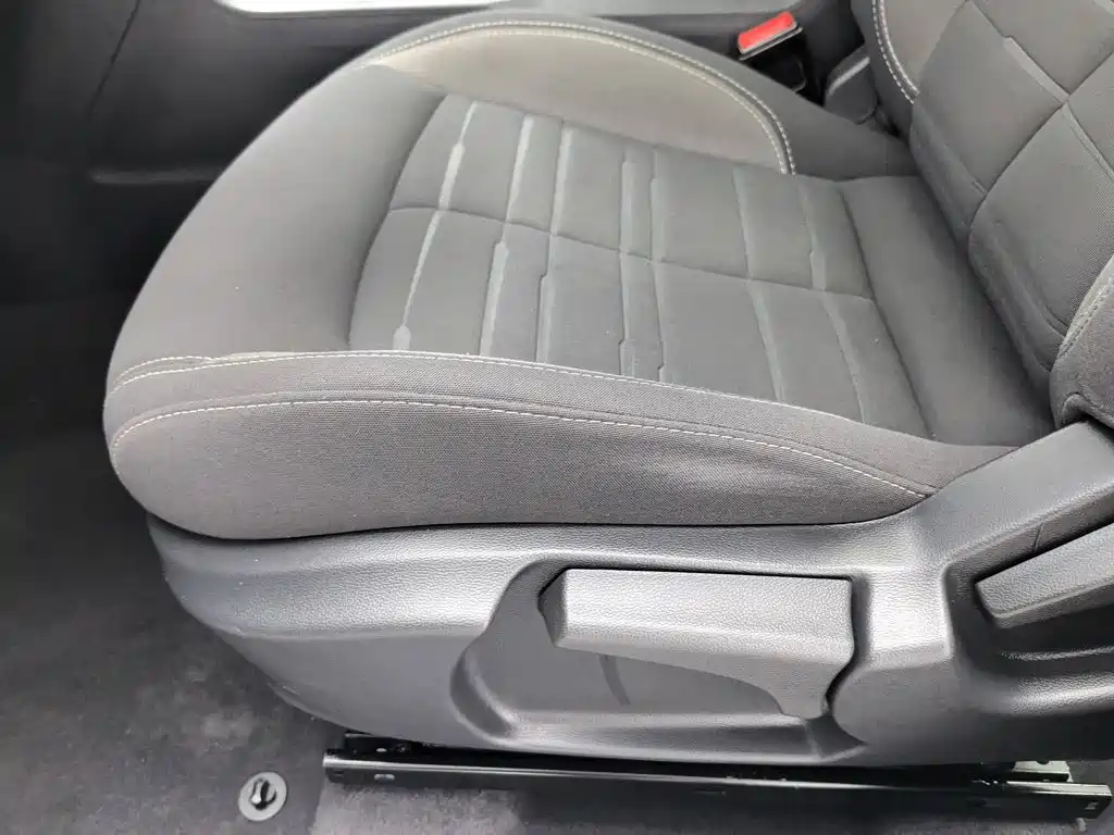 Фото 20 - Roewe RX5