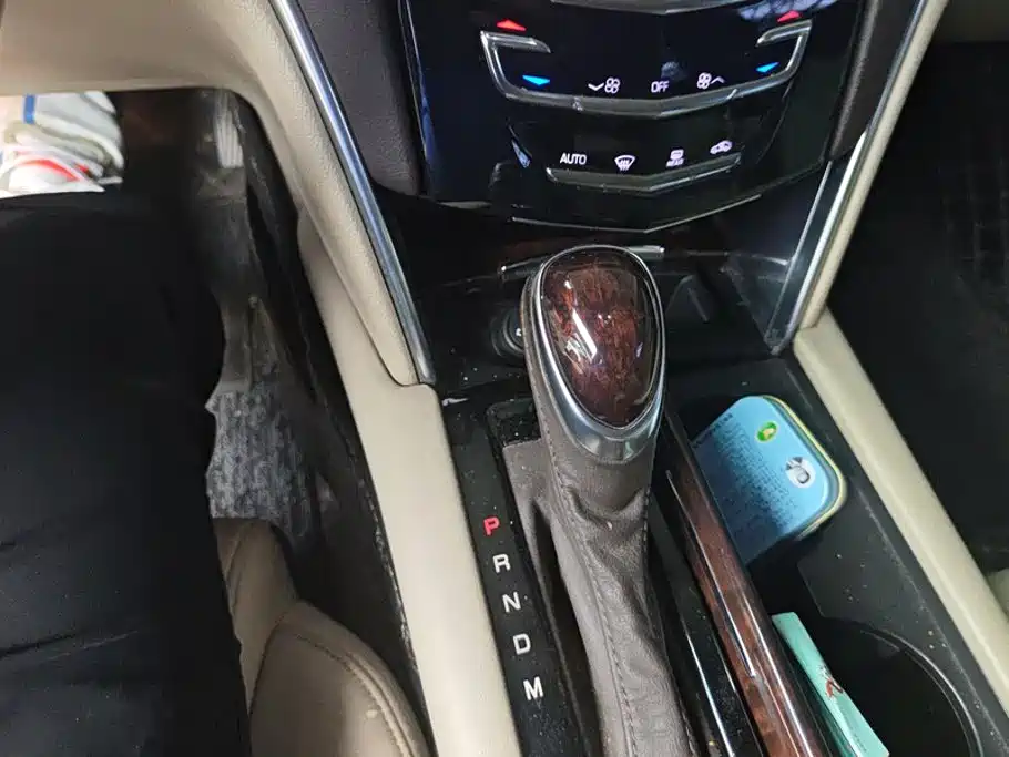 Cadillac XTS 2014 2013 28T Elite