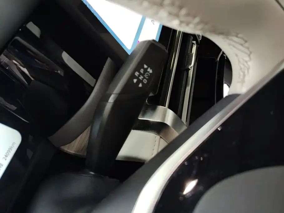 iCAR 03 2025 2024 Model 472km AWD Long Range Edition