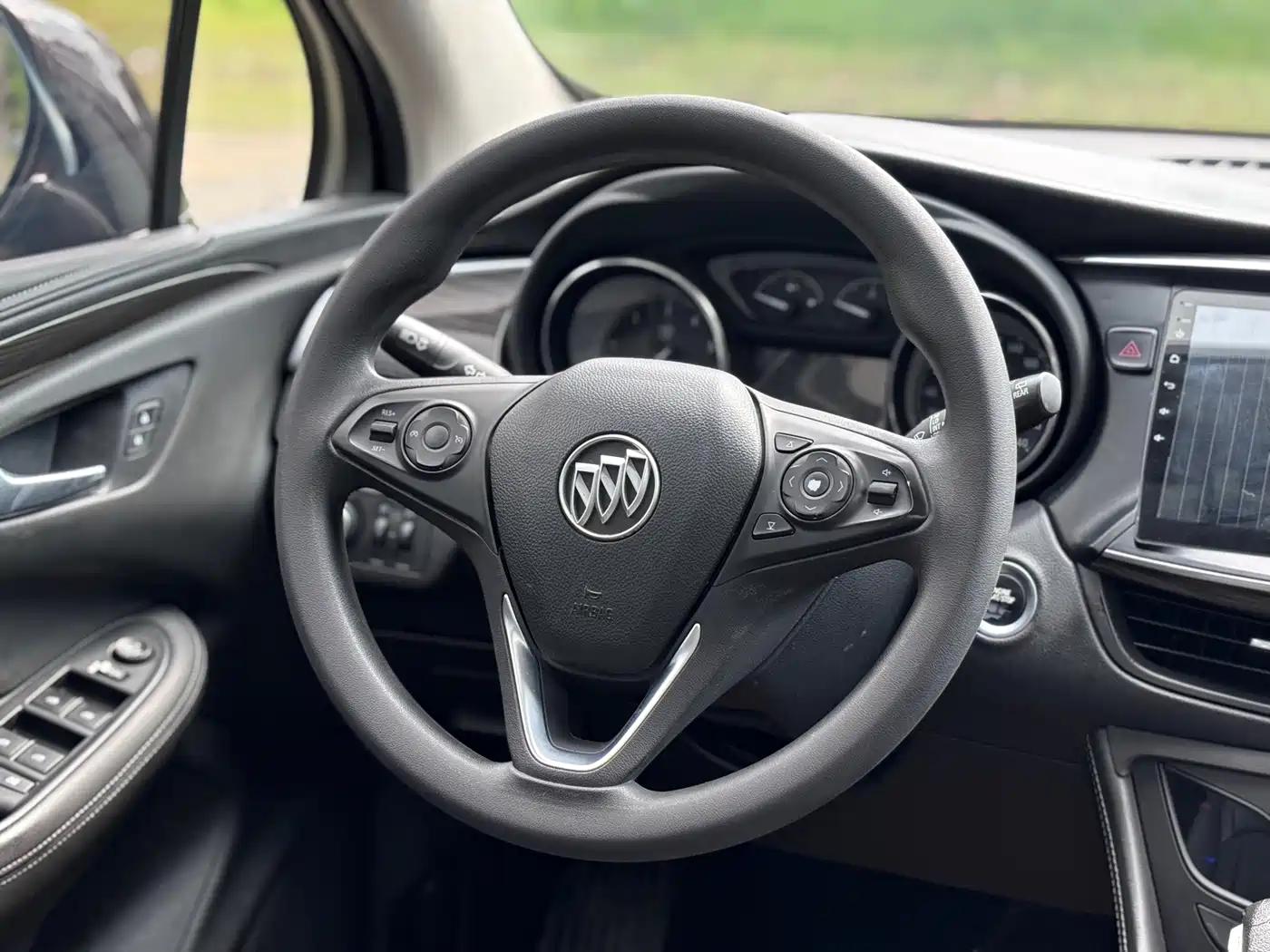 Buick Envision Plus 2022 2021 532T FWD Leading Trim