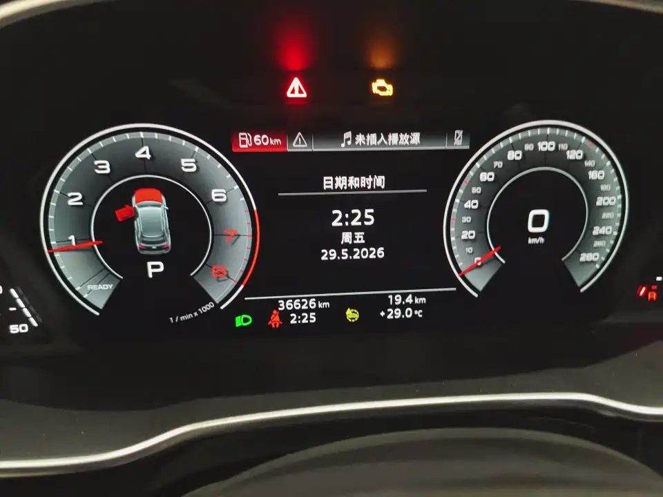 Audi Q3 2022 35 TFSI Fashion Elegance фото 4