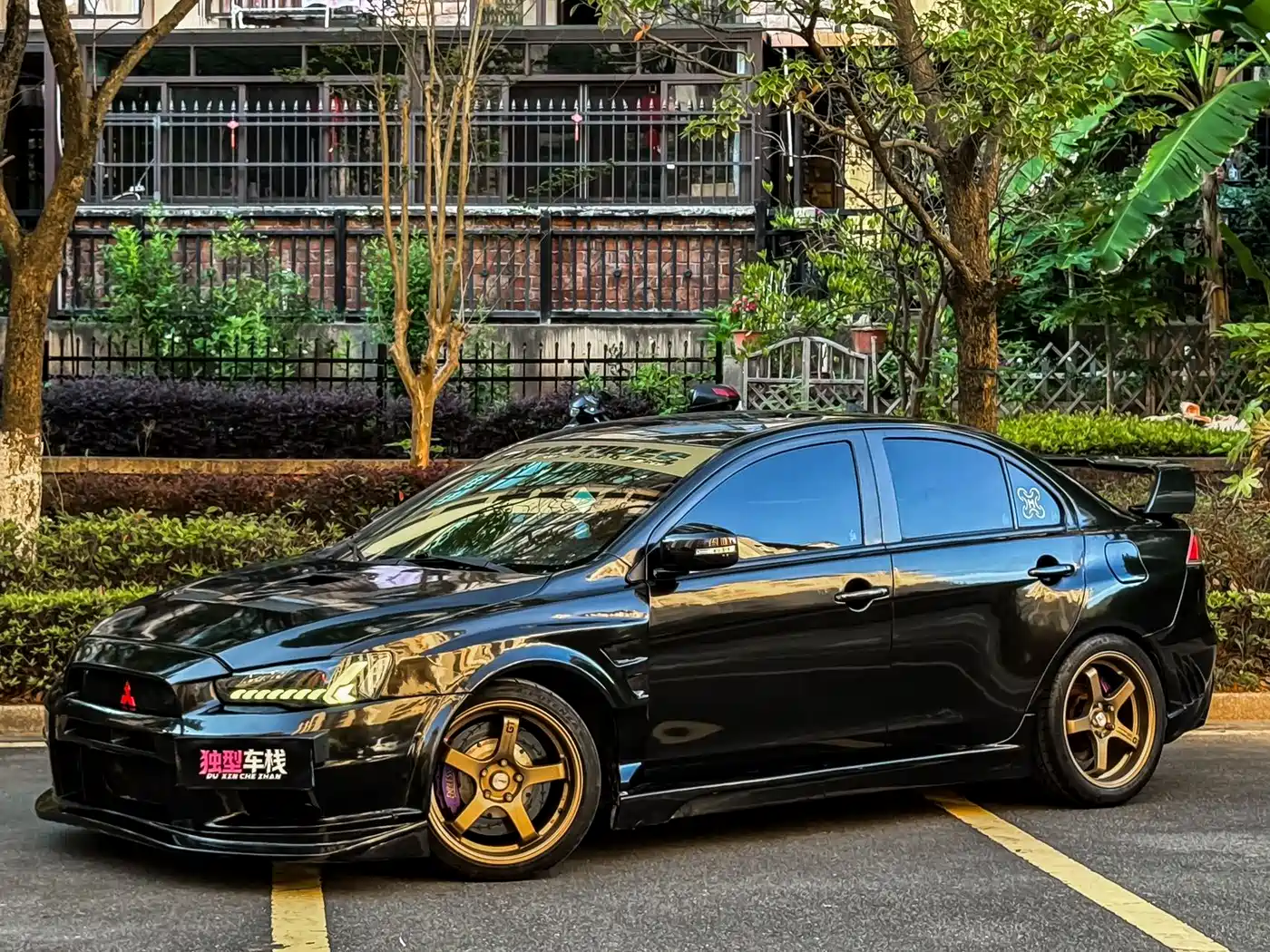 Mitsubishi Lancer EX 2015 1.8L Manual Phantom Edition фото 2