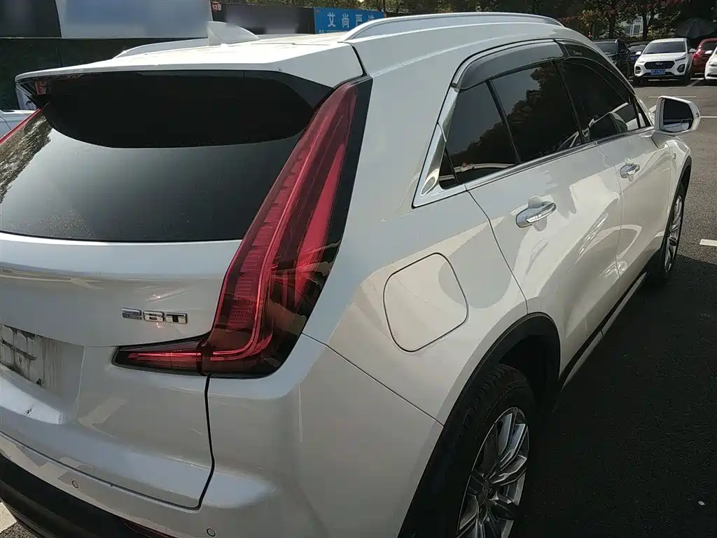 Cadillac XT4 2018 28T FWD Leading Edition фото 24