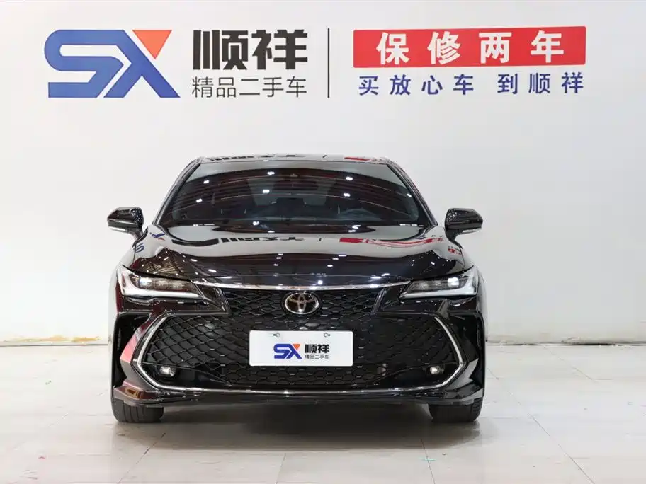 Toyota Avalon 2022 2.5L Luxury Edition фото 2