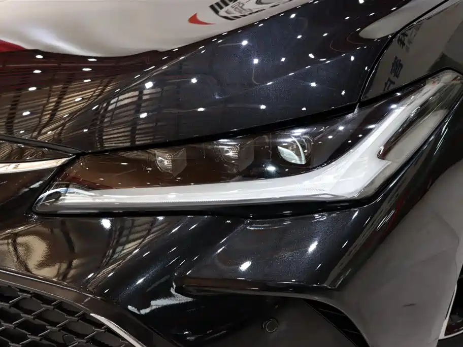 Toyota Avalon 2022 2.5L Luxury Edition фото 7