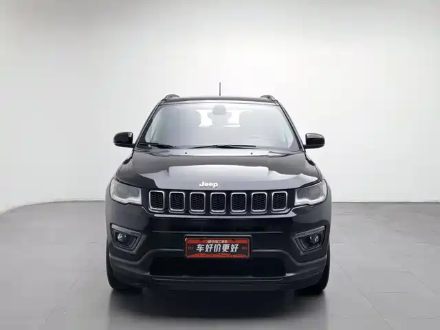 Jeep Compass 2020 220T Automatic AWD Elite Edition — фото 3