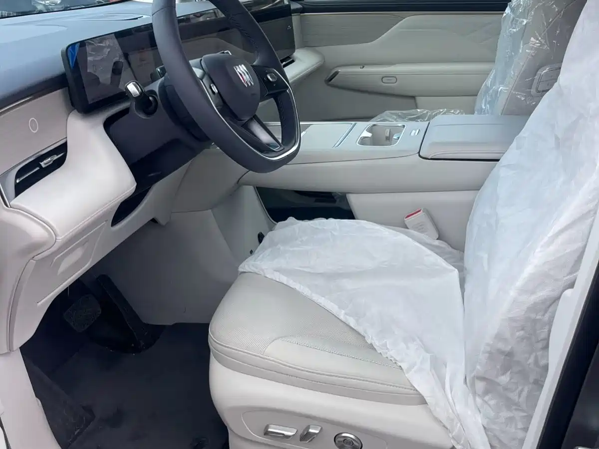 Buick Zhijing Shijia 2026 AWD Base Model фото 10