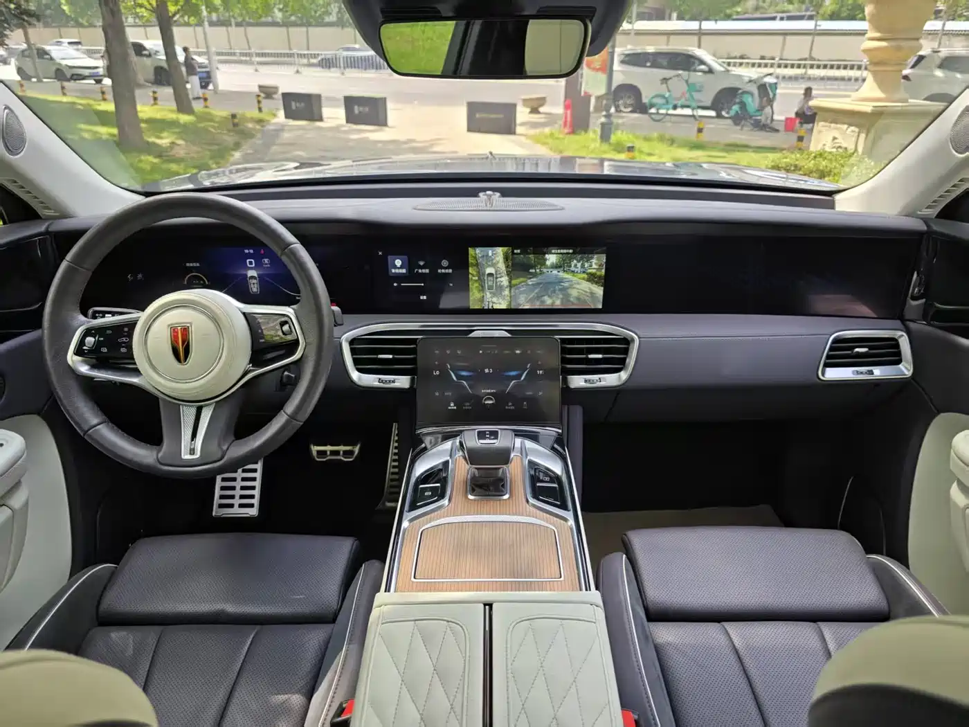 Hongqi E-HS9 2021 460km Flagship Comfort 6-seater фото 10