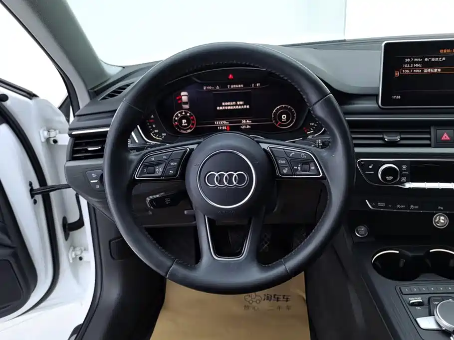 Фото 15 - Audi A4L