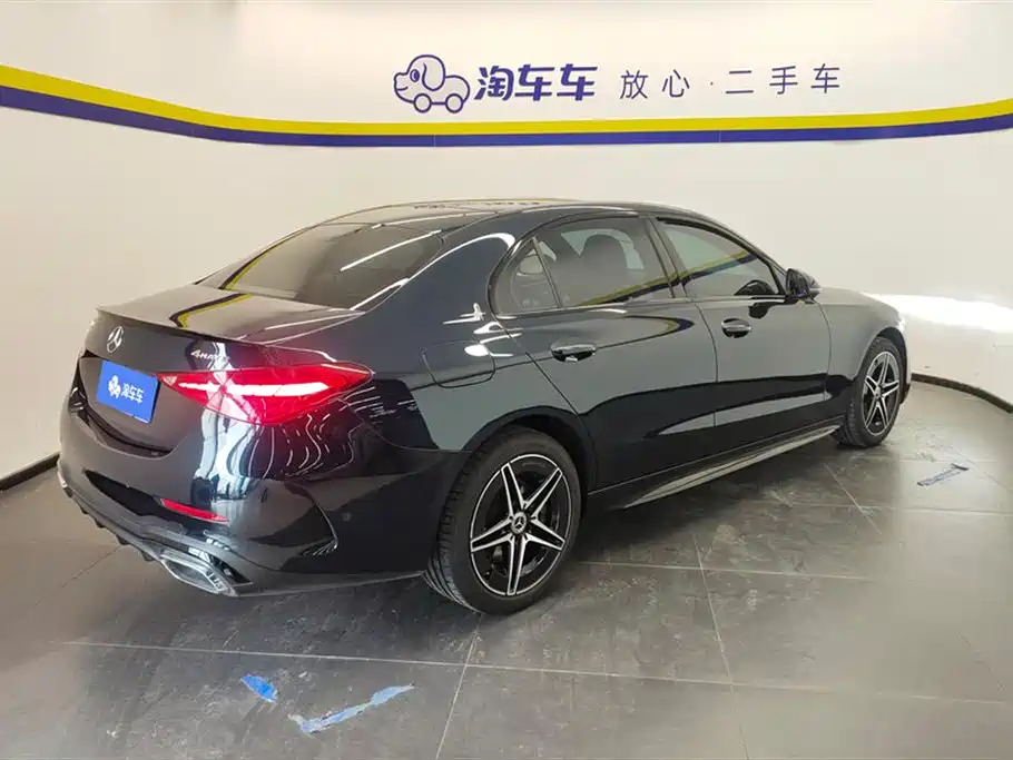 Mercedes-Benz C-Class 2024 Facelift III C 260 L Night Sport Edition фото 3