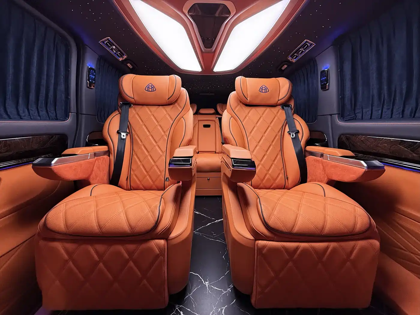 Mercedes-Benz Vito 2024 2.0T Elite Edition 7-Seater фото 3