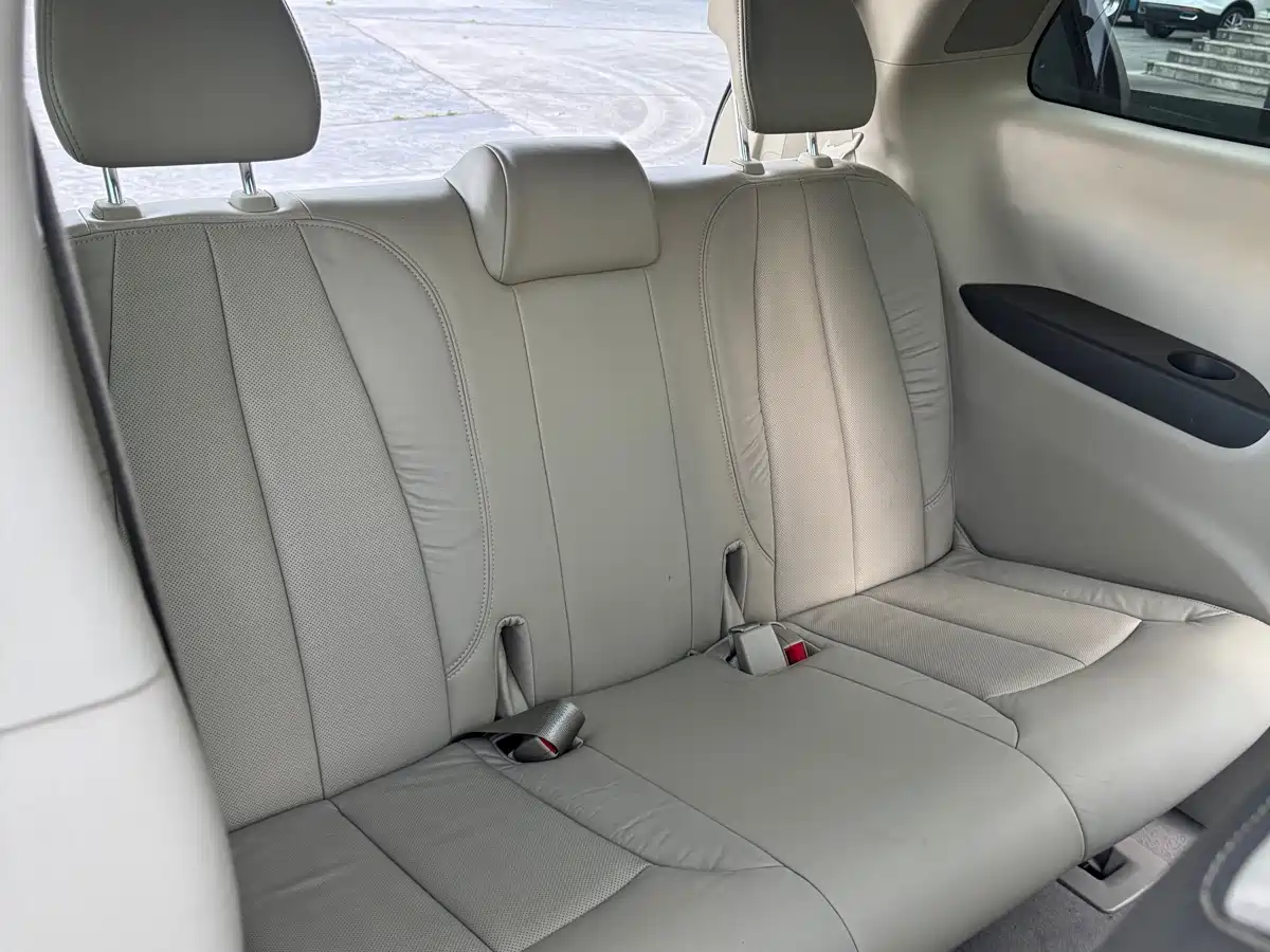 Buick GL8 2011 3.0L XT Luxury Business Flagship фото 32