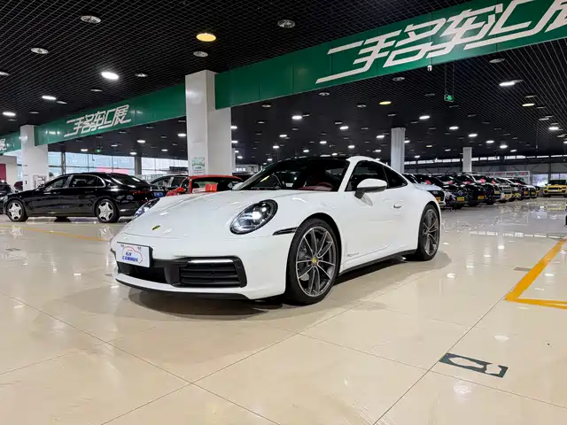 PORSCHE 911