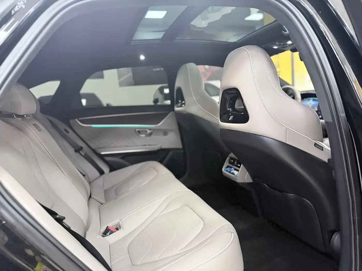 BYD Han 2024 EV Glory Edition 610KM AWD Celestial Eye Smart Driving фото 13