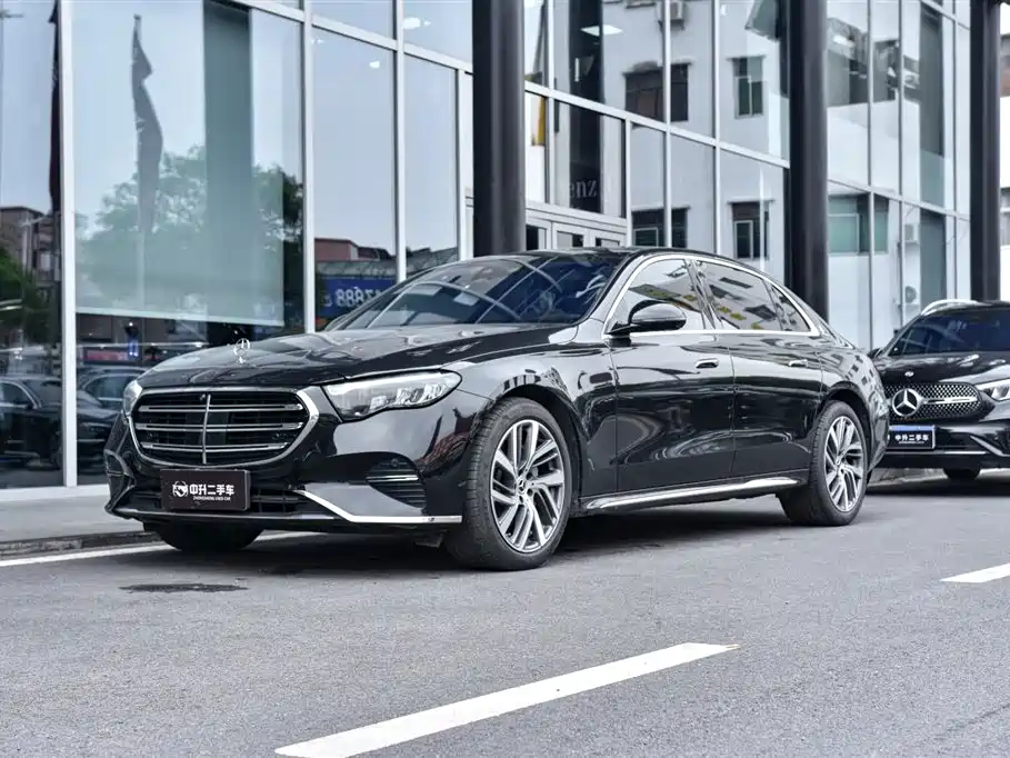 Mercedes-Benz E-Class 2024 E 300 L Fashion