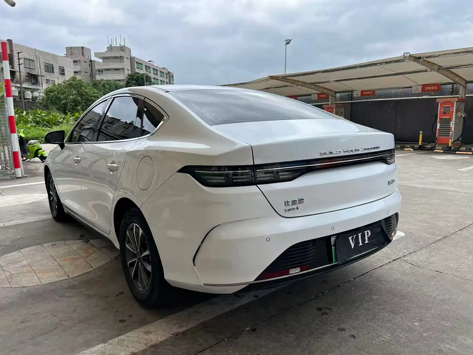 Photo 9 - BYD Destroyer 05