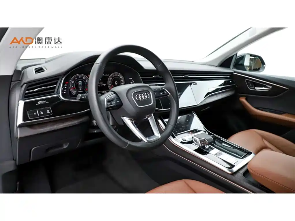 Audi Q8 2022 55 TFSI Luxury Dynamic фото 6