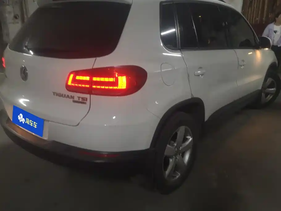 Volkswagen Tiguan 2013 1.8TSI Auto 4WD Luxury фото 3