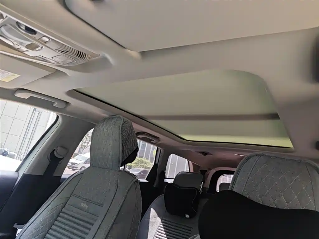 Peugeot 5008 2019 350THP 7-seat Elite Edition фото 9