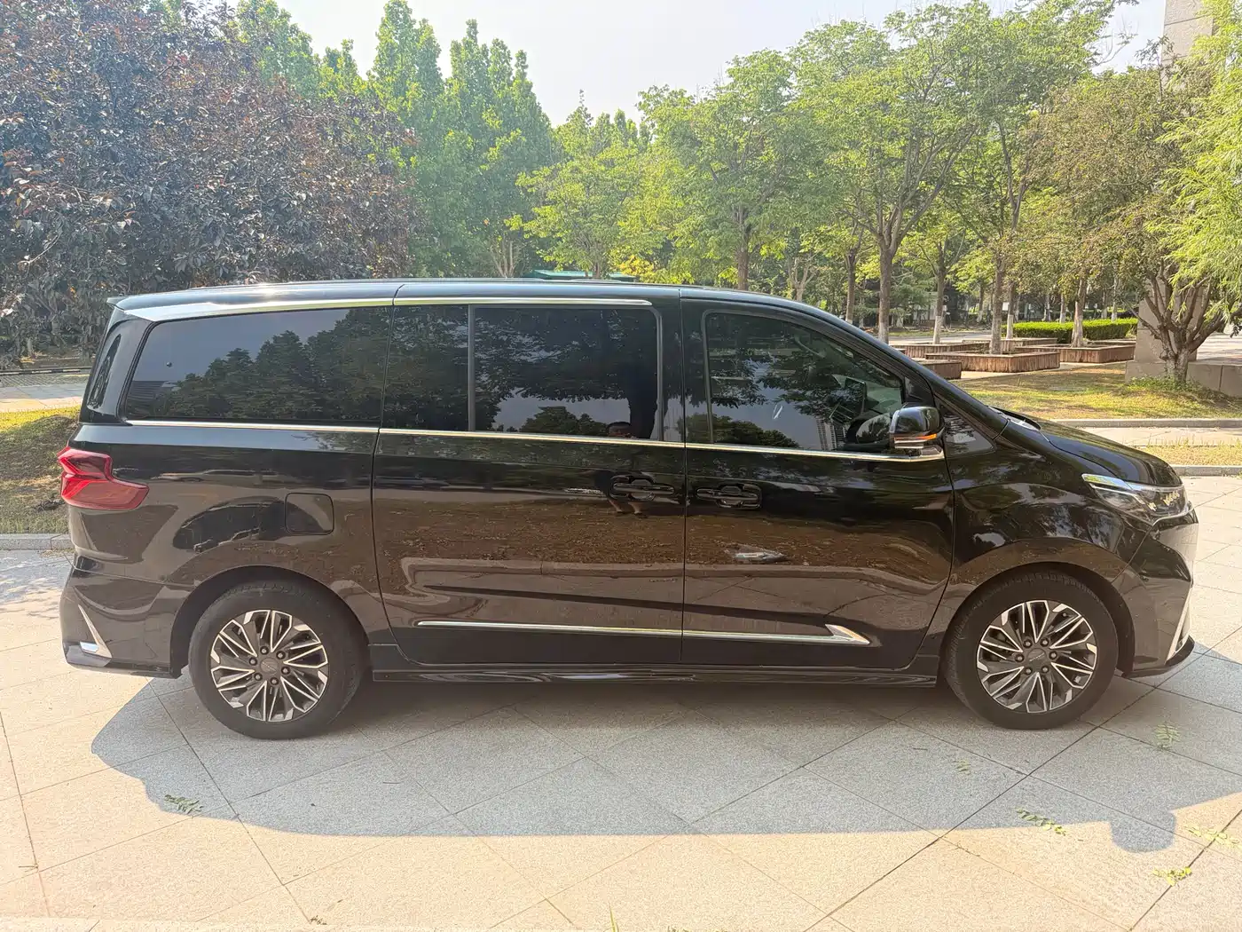 SAIC Maxus Maxus G20 2020 2020 2.0T Gasoline Automatic Luxury