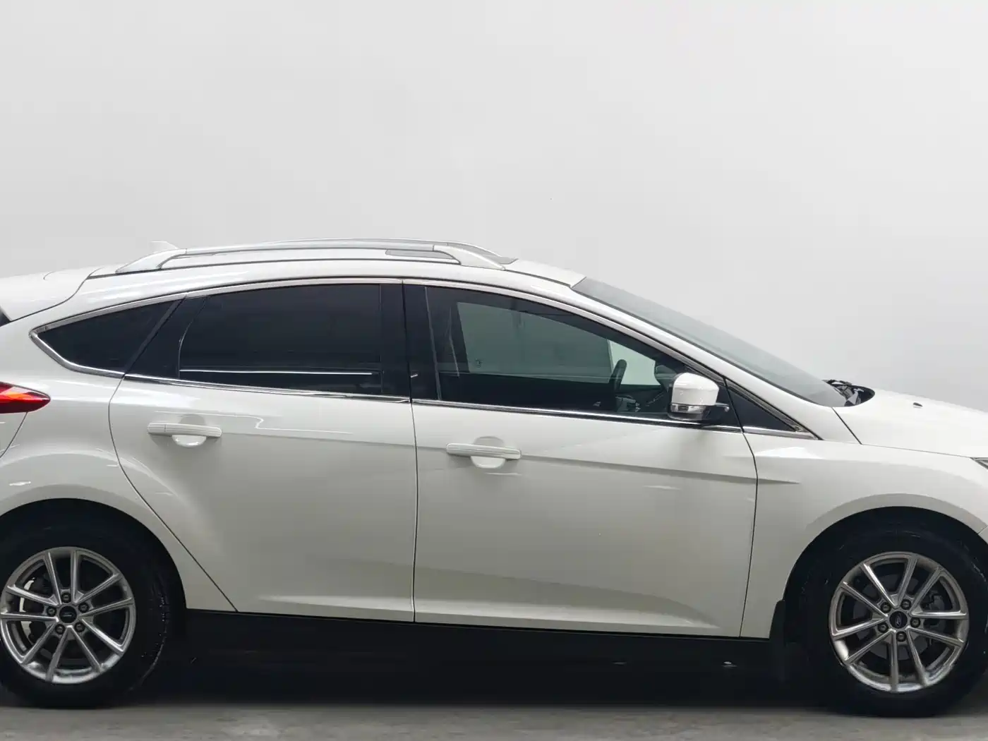 Фото 7 - Ford Focus
