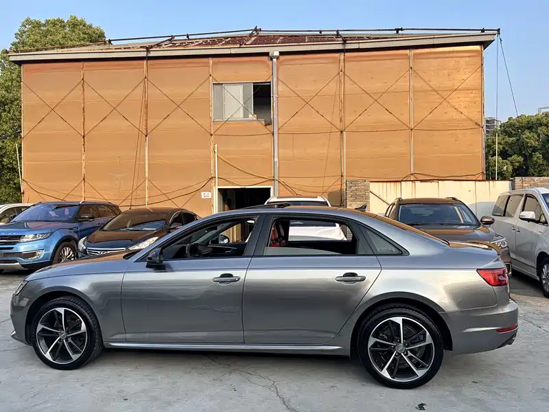 Audi A4L 2017 40 TFSI Progressive фото 14